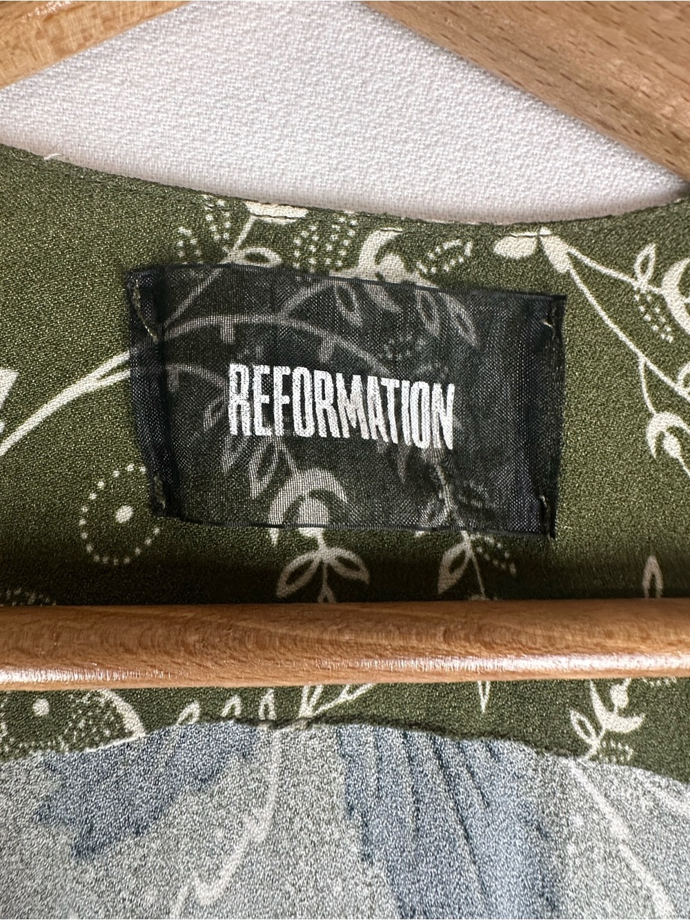 Reformation Dark Green Paisley Tie-Front Maxi Dress - Picture 7 of 11